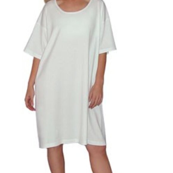 Dresses available for custom dyeing - Picture 4 of 16